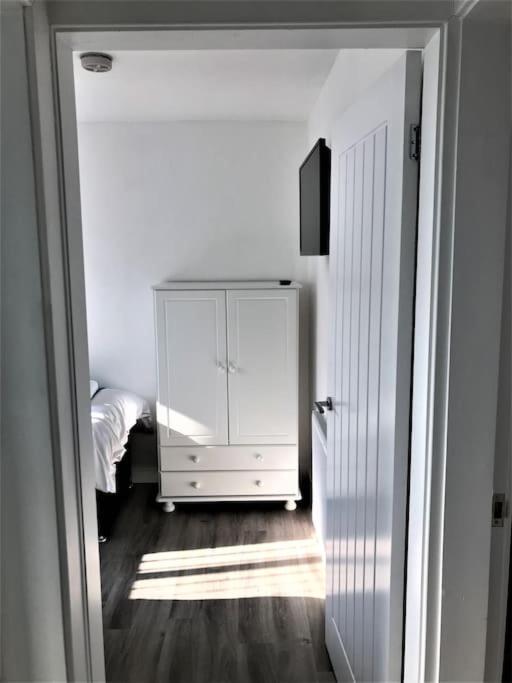 Perfect 4 Cpls & Families . Close To Everything Villa Pentraeth Bagian luar foto